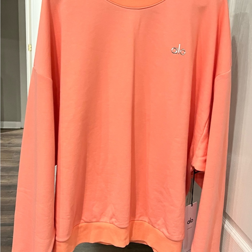 Brand new Alo accolade crew neck pullover